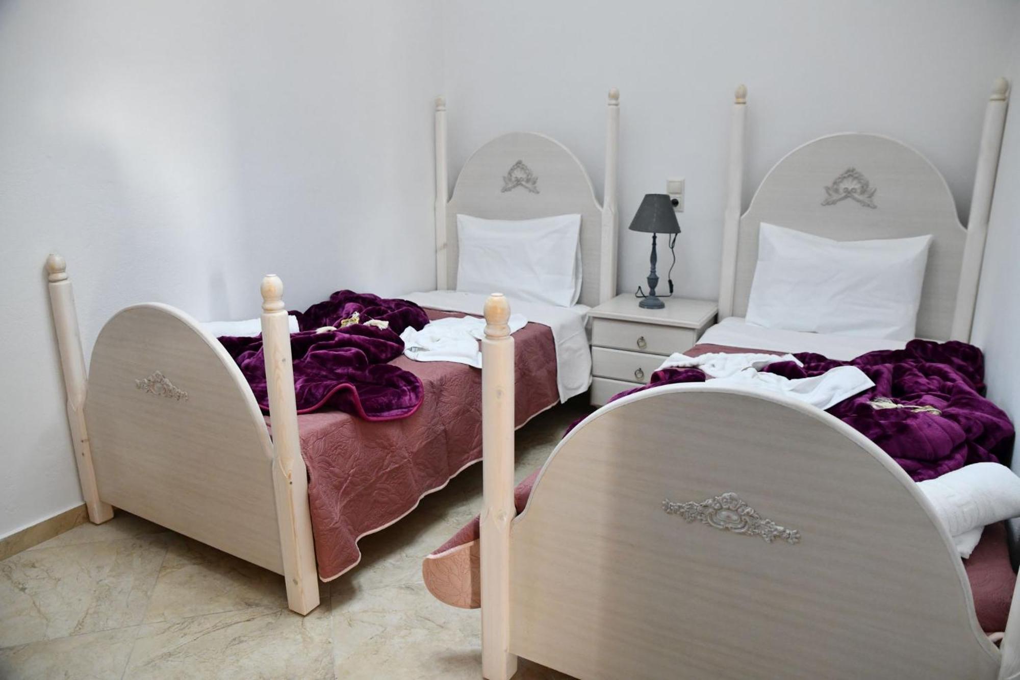 Kleopatra Apartment Kamilari Bagian luar foto