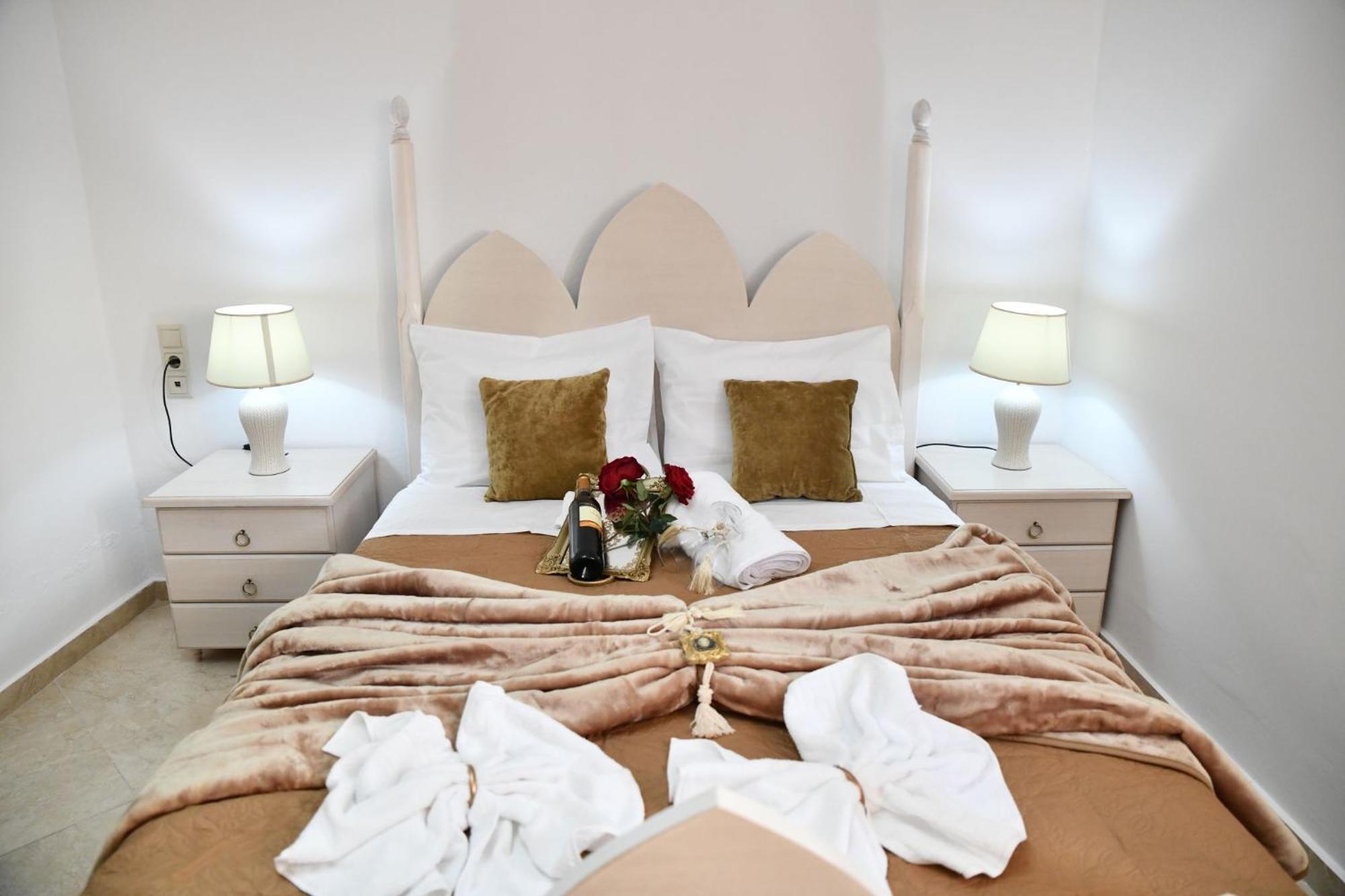 Kleopatra Apartment Kamilari Bagian luar foto